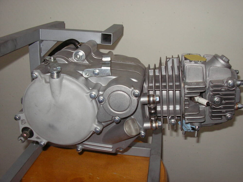 GPX125中古エンジンOH国産ベアリング慣らし200kmモンキーおまけ