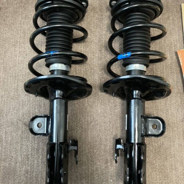 トヨタ　カローラルミオン　フロント純正サスペンション　新車外し品！　ZRE152Nなど　送料無料