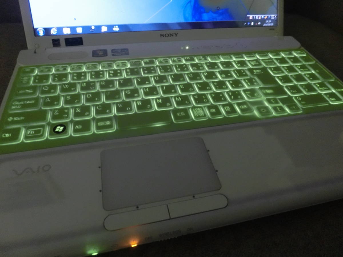 SONY VAIO 【 Core i5 Win7 64bit 】 VPCCB39FJ / W メモリ 8GB HDD 750GB Office Home and Business 無線LAN Webカメラ ブルーレイ 美品