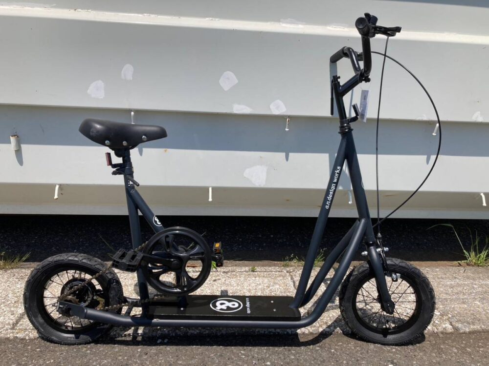J13-1 a.n.design works Skurf スカーフ (Skurf-SG) ストームグレー 自転車　スケーターバイク【千葉県茂原市 直接引き取り大歓迎】