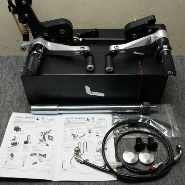 VRSCDX RIZOMAリゾマ製 バックステップ V-ROD ミッドコントロールキット