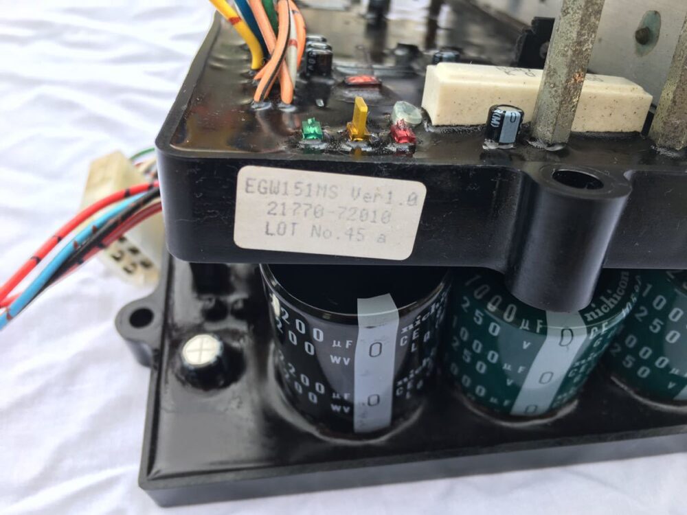 新ダイワ　ウェルダー　溶接機　発電機　AVR プリントサーキット　EGW151MS