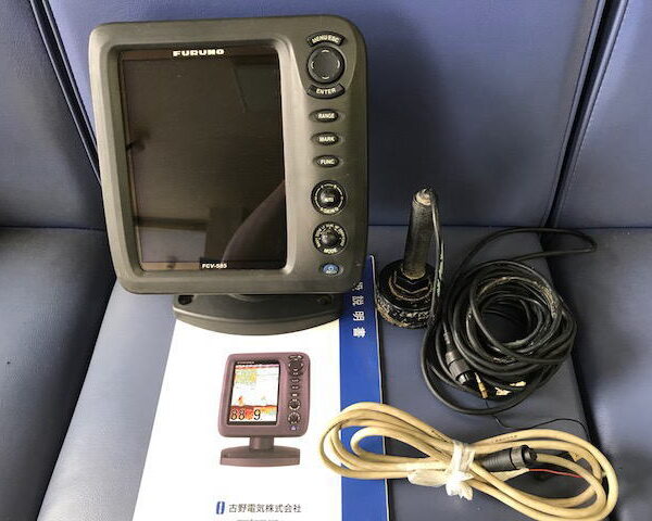 ☆FURUNO FCV 585 8.4型　2周波カラー液晶魚探　☆　中古