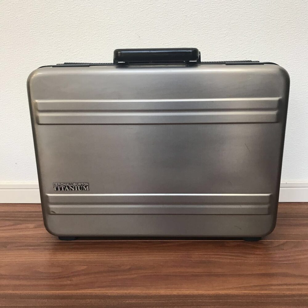 ゼロハリバートン チタン TITANIUM