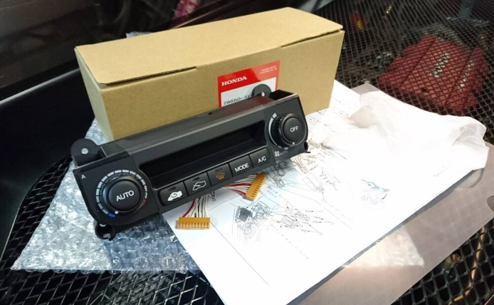 ＮＳＸ 　エアコンパネル　純正・新品　NA1.2.ACURA