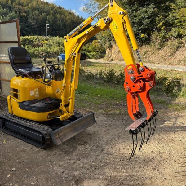 ユンボ 集草 レーキ つかみレーキ 1点限り 即決特典あり！ 集草レーキ 集草レーキアタッチメント
