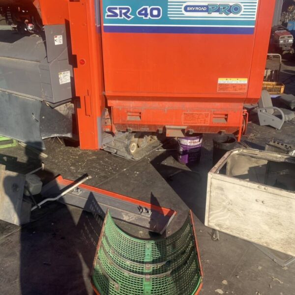 クボタ　KUBOTA　コンバイン　SR40　脱穀網　アミ　部品
