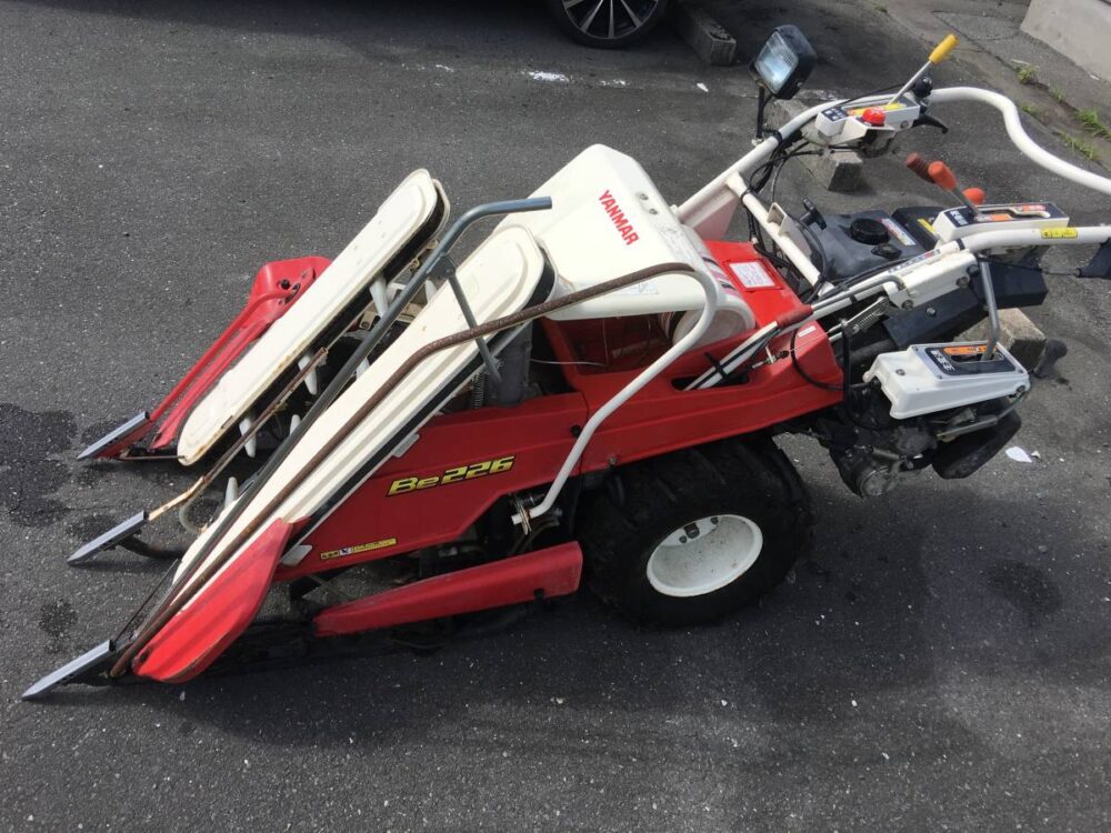 中古 農機具 ヤンマーBe226 2条刈り バインダー