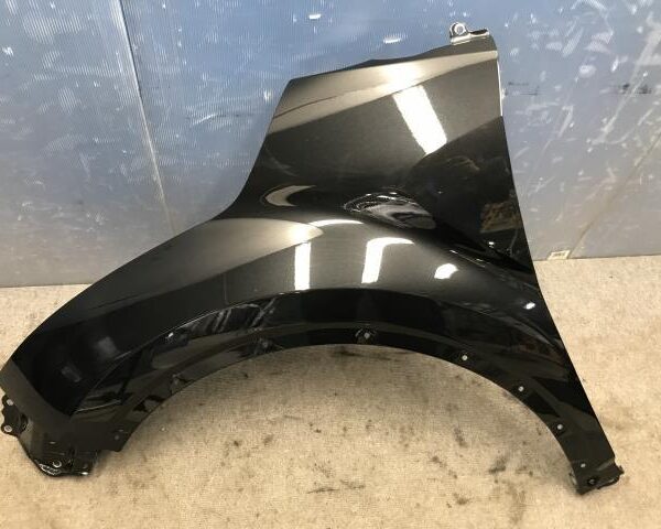 Ｃ－ＨＲ DBA-NGX10 フェンダー　左 G-T 209 53802-10700