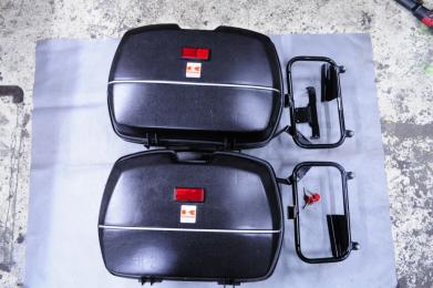 売り切り★東京発★GPZ1100水冷用カワサキ純正パニアケース左右セットマウンティングステー付き鍵4個付き