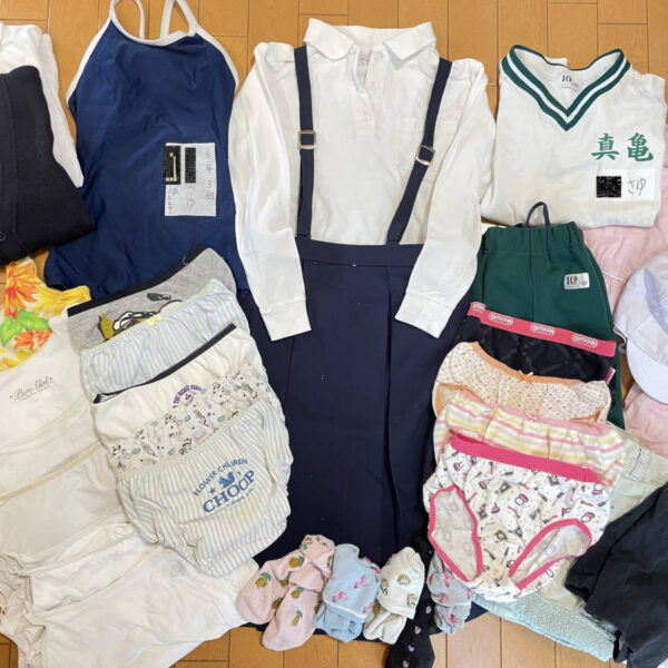 ECO 女の子タンス整理品　小学生JS　パンツ　制服　肌着 体操服　パジャマ　スクール水着　靴下　150　体操服　記名　クロッチ染み