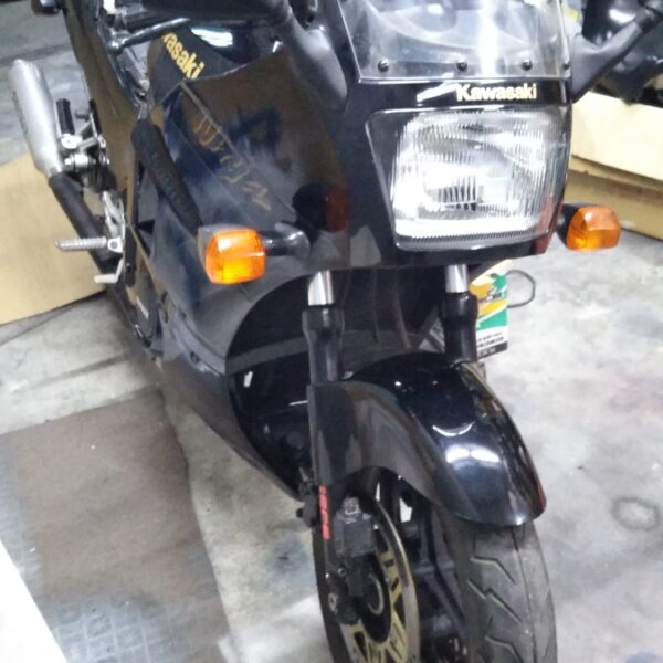 カワサキGPZ400R 最終型　平成元年式　中古車　乗ってあげて下さい。少しの整備で乗れます。