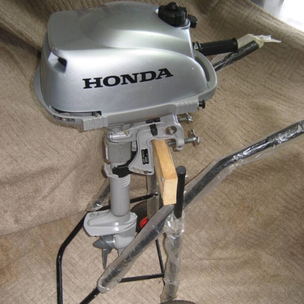 ホンダ BF2D 4ストローク 2馬力 船外機　熊本市発　引き取り希望