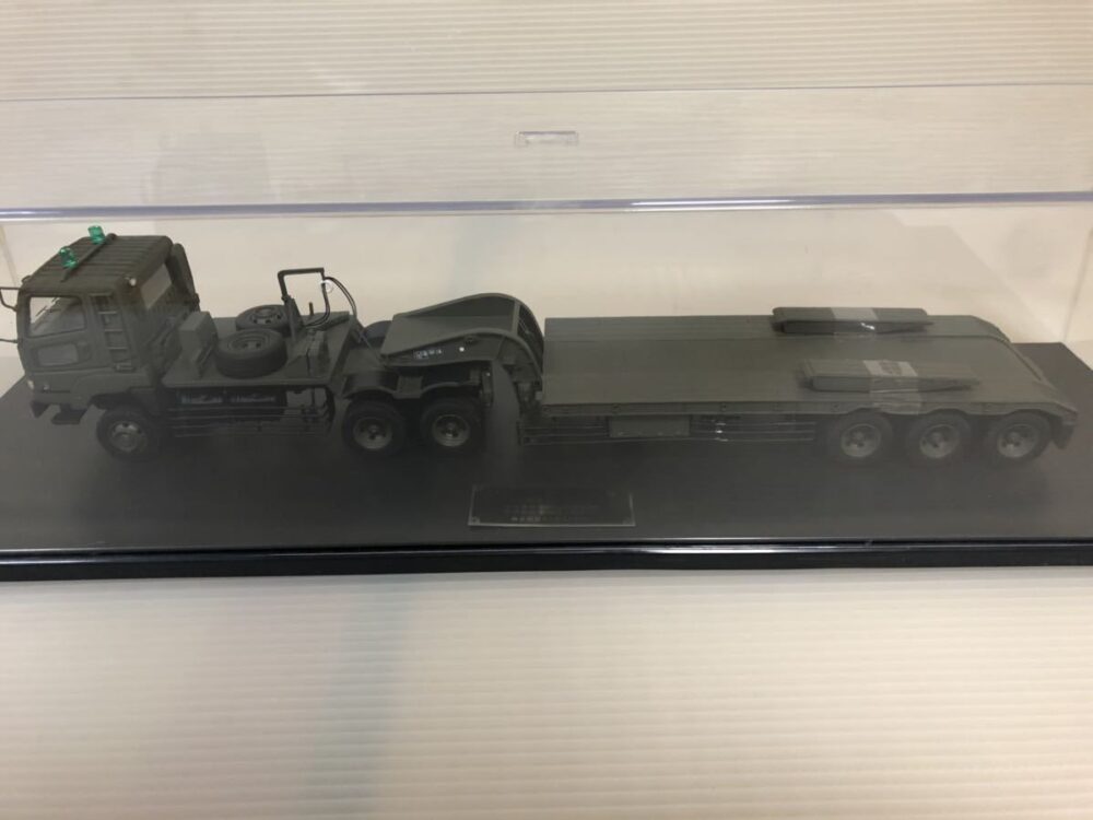 MONOCHROME 1/43 73式特大型セミトレーラ 陸上自衛隊 東部方面輸送隊 朝霞駐屯地